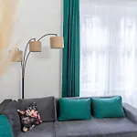 Appartement Rose-modern, Central, Quiet, Heroes' Square *