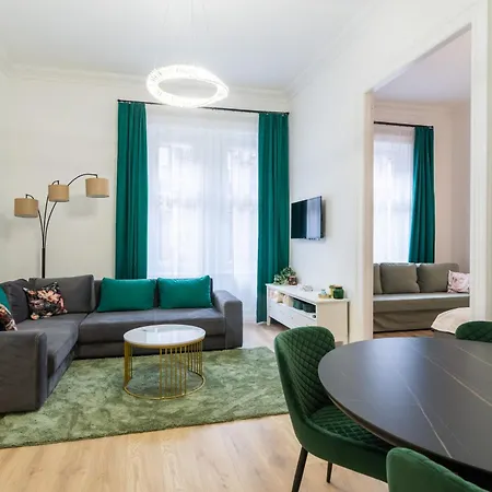 Rose-modern, Central, Quiet, Heroes' Square Apartamento Budapest