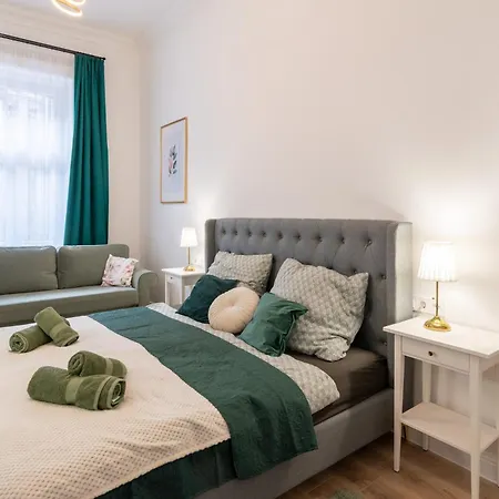 Rose-modern, Central, Quiet, Heroes' Square * بودابست