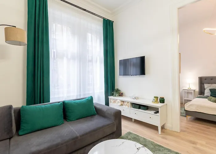 Rose-modern, Central, Quiet, Heroes' Square Apartment Budapest