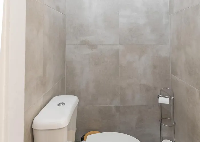 Rose-modern, Central, Quiet, Heroes' Square Apartment Budapest