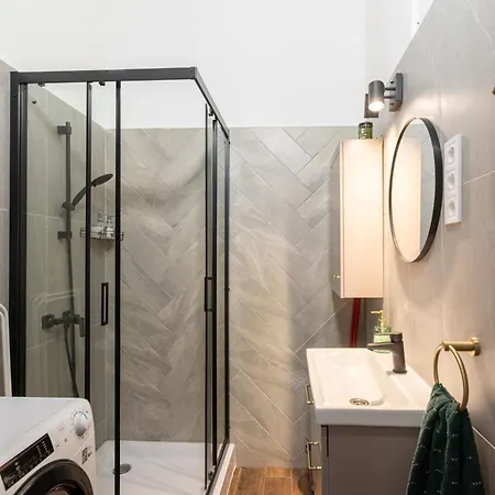 Lägenhet Rose-modern, Central, Quiet, Heroes' Square *