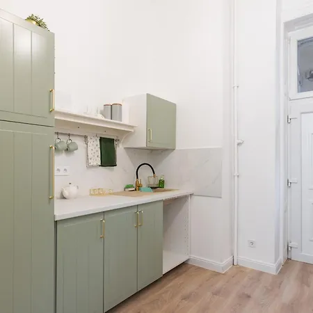 Rose-modern, Central, Quiet, Heroes' Square * Budapest