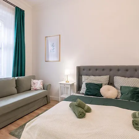 Apartment Rose-modern, Central, Quiet, Heroes' Square